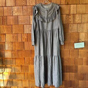 NWOT Neways Gray Chambray Long Sleeve Tiered Ruffled Prairie Dress in Women's